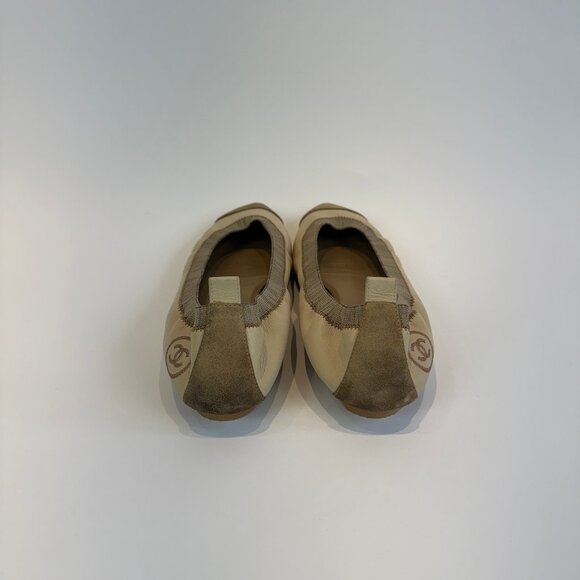 Chanel Beige Leather & Suede Flat Ballet Slippers, Size 40 EU - Picture 2 of 14